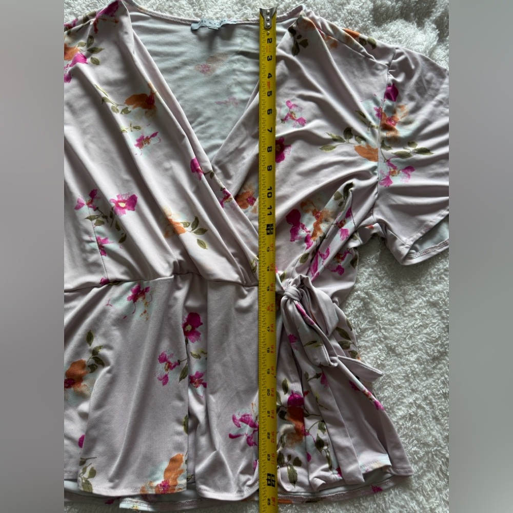 Floral Wrap Top 2X Alex & Parker - Picture 6 of 8